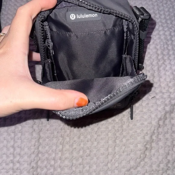 Lululemon Crossbody Bag - Picture 4 of 4